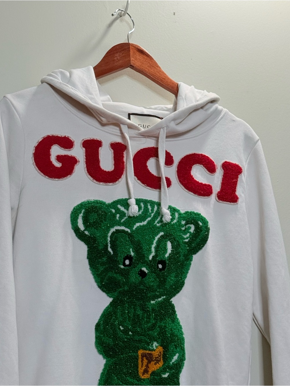 Gucci White Hoodie with Red Logo & Green Teddy - Picture 3 of 10